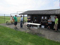 2016 Grillen