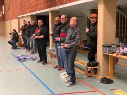 Hallenfliegen 3