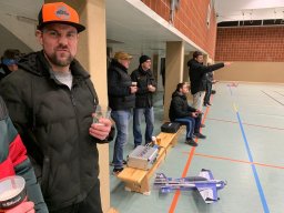 Hallenfliegen 3