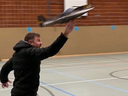 Hallenfliegen 4